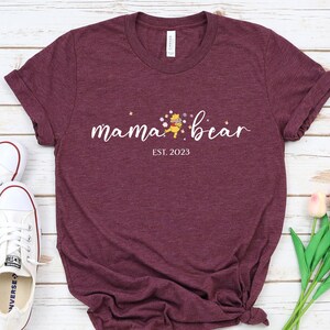Personalized Mama Bear Winnie The Pooh Shirt, Mama  Shirt ,Gift for Mom Mama Auntie, Auntie  Mom Grandma T-shirt, Gift for Mother Day