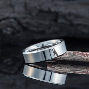 6mm 8mm White Tungsten Men&#39;s Wedding Band, Beveled Edge Comfort Fit Classic Wedding Ring for Men and Women, Silver Band, Silver Promise Ring