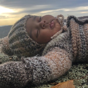 Baby gloves that clearance stay on