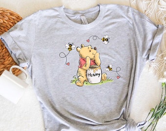 Pooh Bear T-shirt, Honey Shirt, Heart Shirt, Bee Shirt, Disney Shirt, Retro Cartoon Shirt, Birthday Gift, Winnie Shirt, Cute Bear Tee