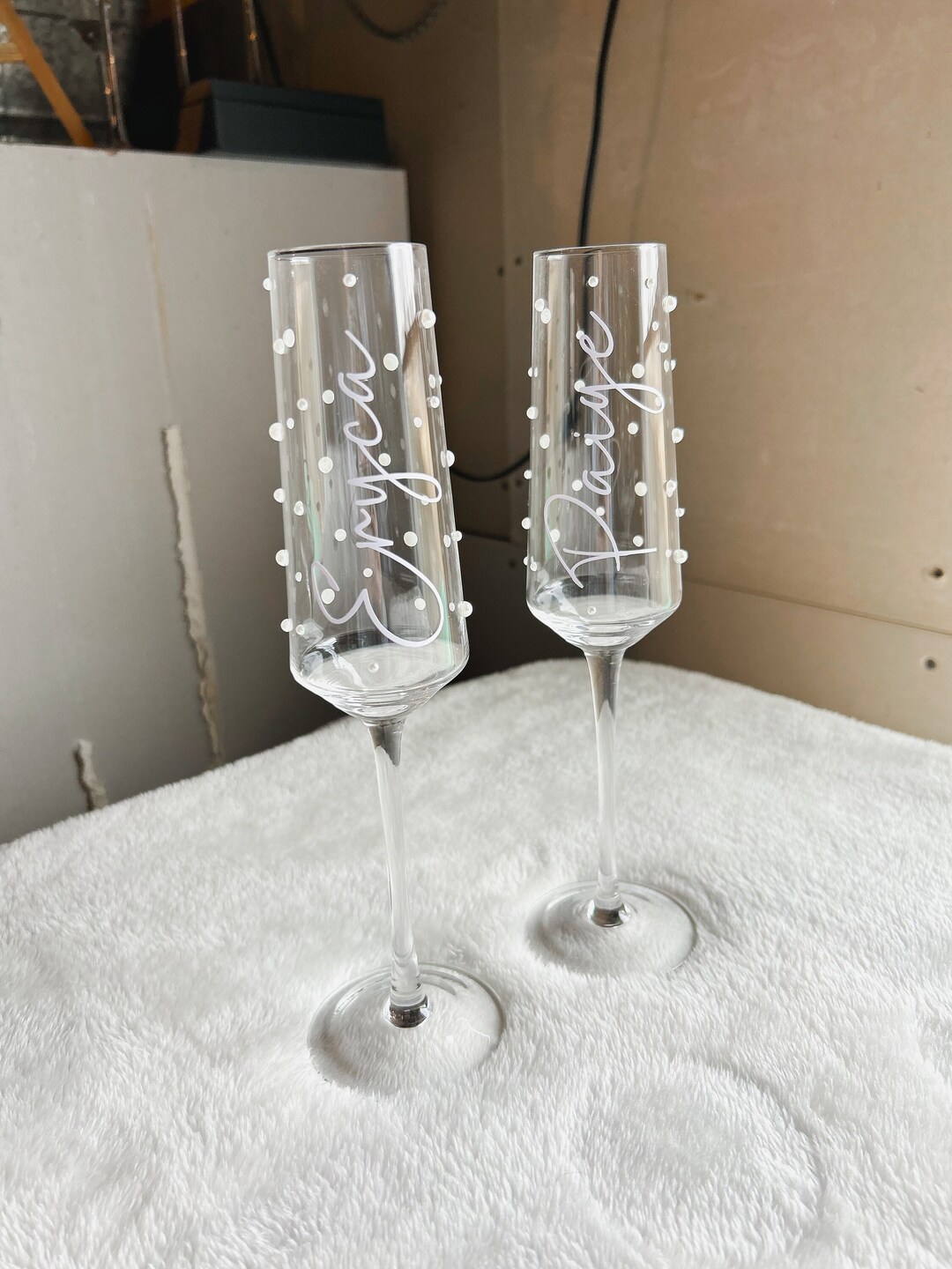 Pearl Champagne Flutes, Name Champagne Flute, Bridesmaid Gift, Bridal