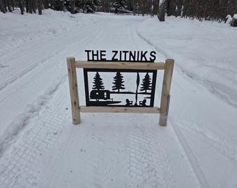 Custom Cedar Log Camping Sign – Personalized Campsite Name Sign – Rustic Outdoor Cabin Decor
