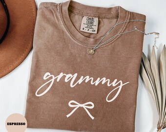 Comfort Colors® Grammy Shirt, Coquette Nonna Gift For New Grandma Mother's Day Gift for Nonnie, Gender Reveal Pregnancy Announcement Tee