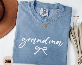 Comfort Colors® Grandma Shirt, Coquette Grandma Gift For New Grandma Mother's Day Gift for Grandma, Gender Reveal Pregnancy Announcement Tee