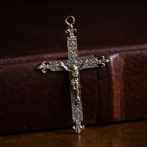 Small Bronze Fleur-de-Lis Crucifix - Antique Reproduction