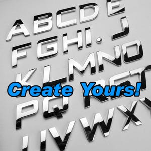 Insignia con letras y números cromados A-Z en 3D con especificaciones OEM para automóviles, camiones y embarcaciones, cursiva autoadhesiva, 1 pulgada de alto