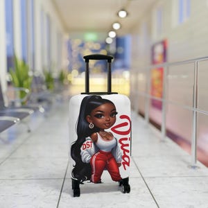 Funda de equipaje elegante para quienes marcan tendencia, accesorio de viaje con estilo, protector de maleta personalizado, regalo ideal para viajeros, a la moda. imagen 3