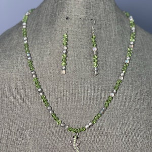 Three Piece Jewelry Set with Lizard Pendant