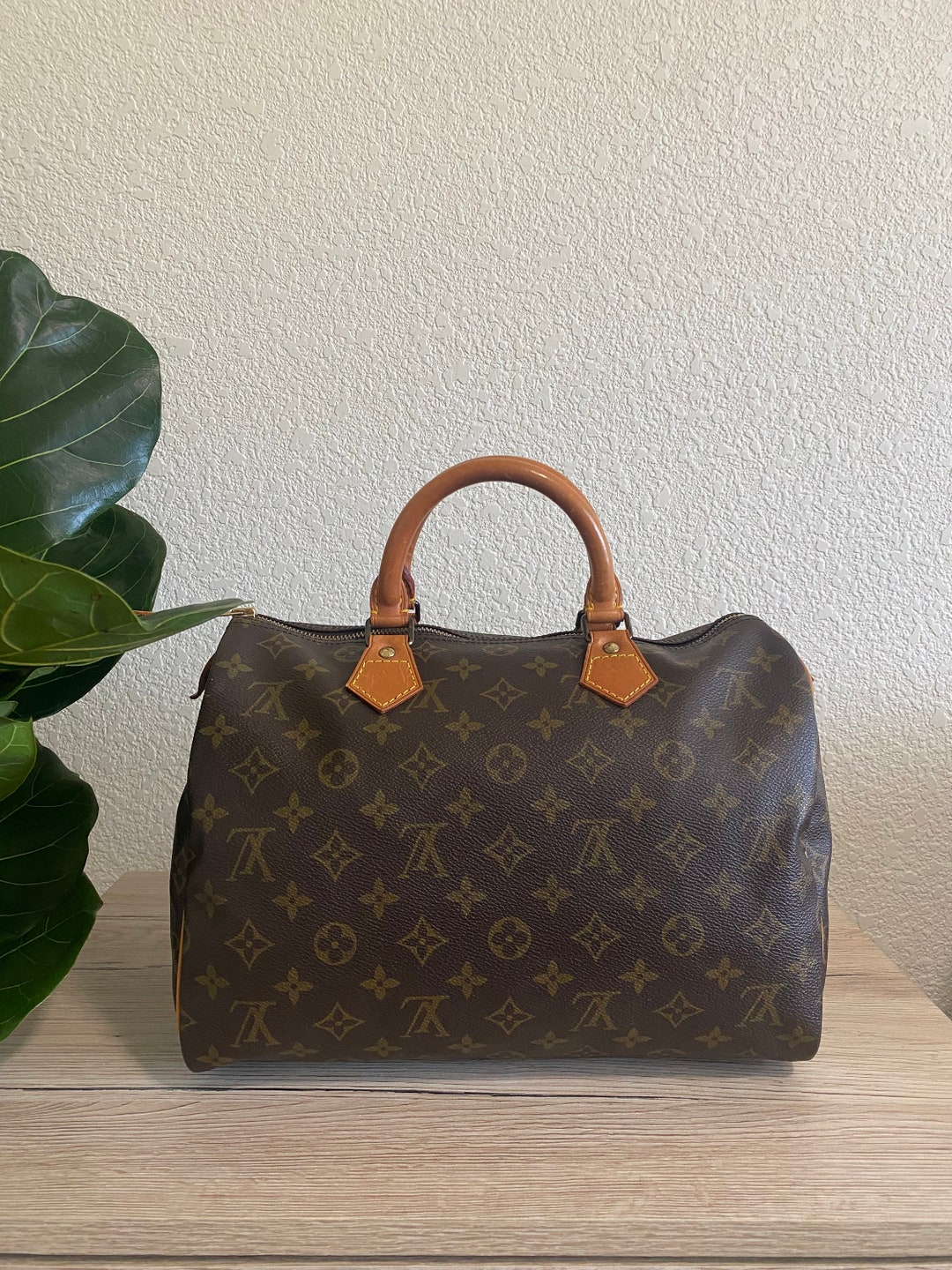 Louis Vuitton 1986 Monogram Canvas Speedy 30 Bag