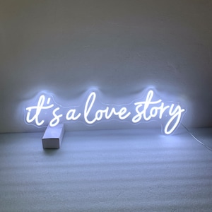 È una storia d'amore, un'insegna al neon personalizzata per matrimoni, un'insegna di impegno, un'insegna di storia d'amore, un'insegna di benvenuto per matrimoni