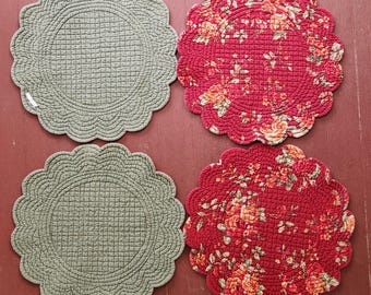 Vintage Quilted Placemats Set of 4: Reversible Red Floral/Sage Gingham (16x16)