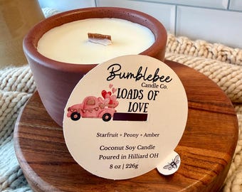 Candela in cemento "Loads of Love" da 227 g / Carambola Peonia Ambra / Candela di soia fatta a mano / Regalo di lusso per la casa, ideale per un'inaugurazione.