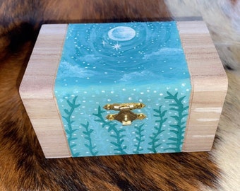 Hand painted jewelry box | trinket box |