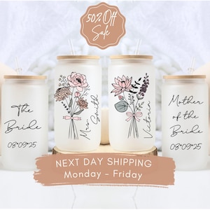 Wedding Tumbler with Birth Flower, Personalized Bridesmaid Cup, Custom Bride Glass, Mother of the Bride Gift, Brides Maid Gifts, MOH Gift