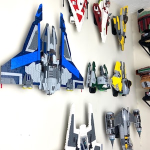 lego universal wall mount (small)