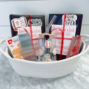 Fantasy Blind Date with a Book Gift Basket - Book Box, Gift Basket, Book Basket, Book Lover Gifts, Gifts for her, Surprise Book Box, Bookish