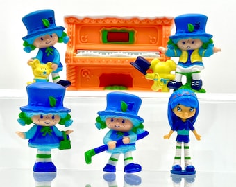 Vintage 1980s Strawberry Shortcake PVC Miniature Figurine