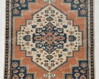 Hand Knotted Wool Medallion Rug: Ivory, Dark Blue, Rust Persian Style