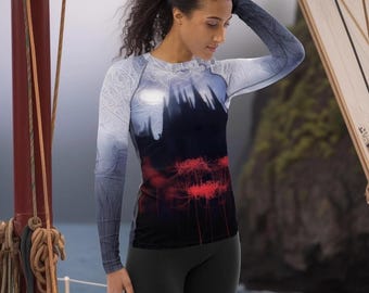 Camiseta de protección solar con diseño floral de lirio araña y castillo gótico lunar