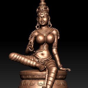 Könnte beinhalten: Eine bronzefarbene Statue einer sitzenden weiblichen Figur, geschmückt mit detailliertem Schmuck und Kopfschmuck. Die Figur sitzt auf einem dekorativen Sockel, ein Bein gekreuzt und das andere auf der Basis ruhend. Die Statue hat einen insgesamt ruhigen Ausdruck.