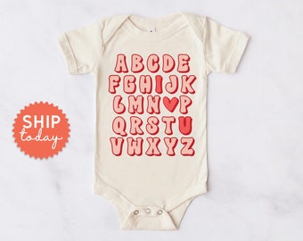 Alphabet I Love You Onesies® Marke, süßer Valentinstag Bodysuit, A - Z I Heart U, Unisex Babykleidung, ( BC-VAL14)