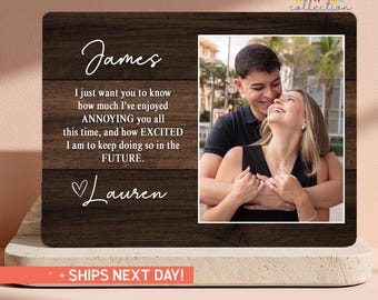 Personalized Anniversary Gift for Girlfriend, Couple Portrait Keepsake (PS-COU15)