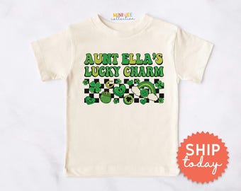 Camiseta infantil con amuleto de la suerte para tía: atuendo para el Día de San Patricio, linda camiseta infantil con trébol arcoíris, regalo para tía, sobrina y sobrino (BC-STP32)
