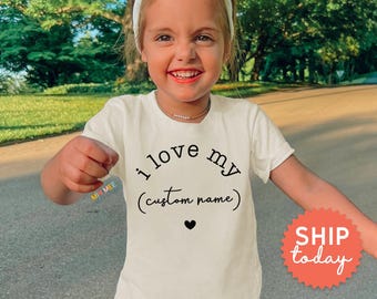 Camiseta "Amo mi nombre personalizado", linda camiseta personalizada para niños pequeños, ropa familiar para niños, ropa para reuniones familiares (BC-FAM210)