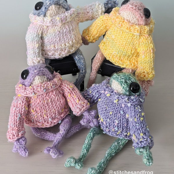 Pastel Knitted Frogs