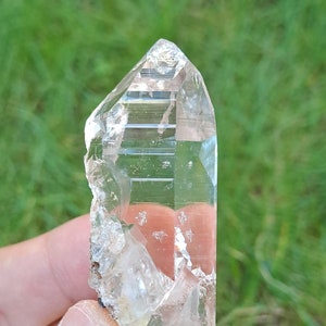 Clear Himalayan Hashupi Quartz Crystal, Record Keeper w\ Rainbows_34gr