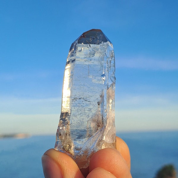 Clear Etched Himalayan Hashupi Quartz Crystal_33gr