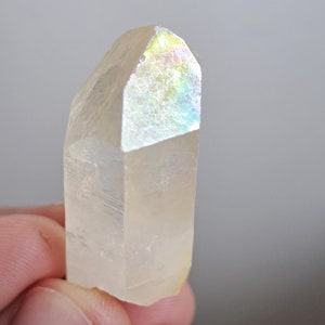 Clear Himalayan Lemurian Golden Healer Quartz Crystal w\ Rainbows_17gr