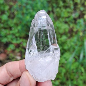 Optical Self Healed Tessin Habit Ganesh Himal Quartz Crystal_58gr \ Himalayan Quartz Crystal