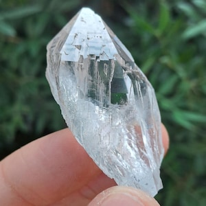 Ganesh Himal Self Healed Quartz Crystal \ Himalayan Quartz Crystal_27gr