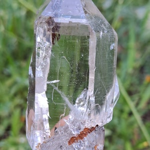 Optical Himalayan Hashupi Quartz Crystal, Record Keeper, Self Healed, DT, Penetrator w Rainbows_90gr zdjęcie 5