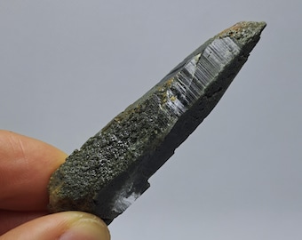 Lemurian Ganesh Himal Quartz Crystal w\ Green Chlorite & White Rutiles Inclusion \ Himalayan Quartz Crystal_18gr
