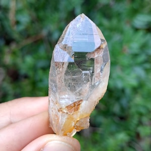 Ganesh Himal Quartz Crystal \ Himalayan Quartz Crystal_22gr