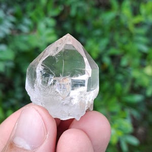 Ganesh Himal Quartz Crystal \ Himalayan Quartz Crystal_26gr