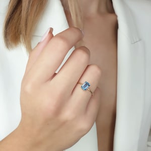 London Blue Topaz Engagement Ring, December Birthstone Ring, Rectangle Ring Gold, 18k Solid Gold Promise Ring, Unique Wedding Ring