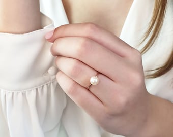 Pearl engagement ring, Beautiful akoya pearl, Akoya sea pearl ring, Real akoya pearl ring, Natural round white pearl, Marriage pearl ring