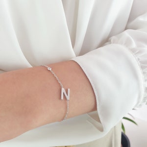 Pulsera con inicial personalizada, pulsera de oro macizo con diamantes de 0,03 ct, pulsera con diamantes cortados a medida, pulsera con letras de piedra de nacimiento, regalo personalizado
