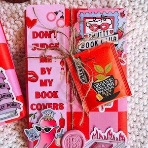 Blind date with a spicy book - dark romance book - Bookish gifts