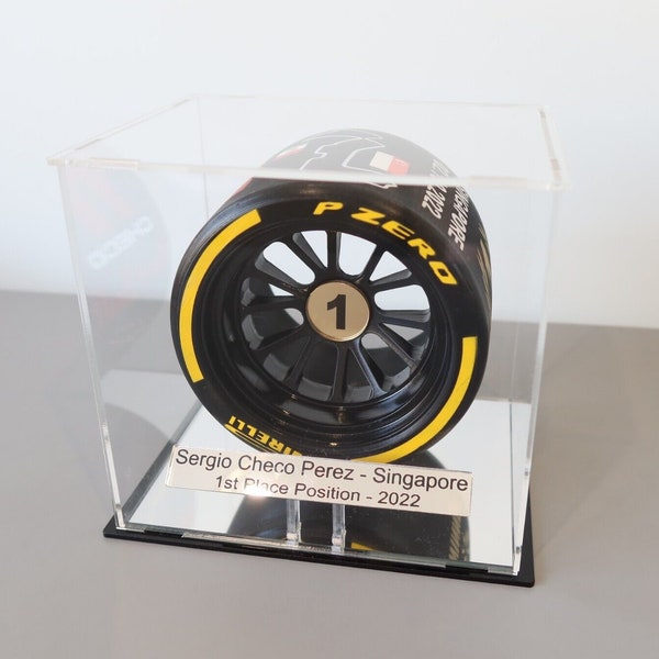 1/10th Sergio Checo Perez 2022 Singapore 1st Position Win Tyre Display (SMALL)