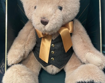 Harrods 2024 Henry Bear 175 Years Brand New With A Box Exclusive To Harrods Gift+free gift/shopping bag