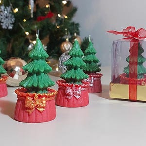 Regalo di Natale personalizzato, bomboniera a forma di candela per albero di Natale, bomboniere per feste, candela di Natale personalizzata, candela a forma di albero di pino, regali di buon anno