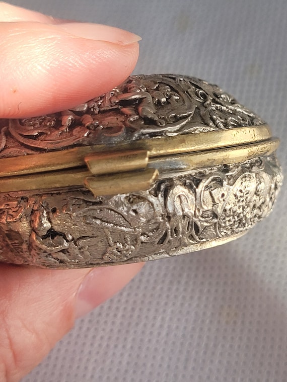 Antique repousse silver plated brass trinket box,… - image 8