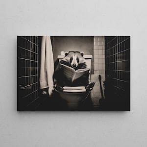 Funny mural in black/white | Badger On Toilet | Wall art on canvas for bathroom | Funny Animal | Wallart toilet | Ready to hang