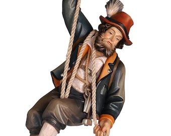 Figura de escalador de madera tallada a mano con cuerda. Madera tallada y pintada a mano. Libre de impuestos en EE. UU.