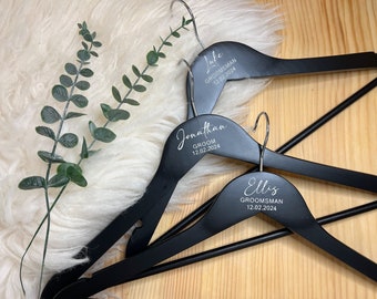 Personalised Groomsman Hanger - Groom's Party Hangers - Custom Vinyl Hanger - Personalised Wedding Gift - Groomsman Gifts