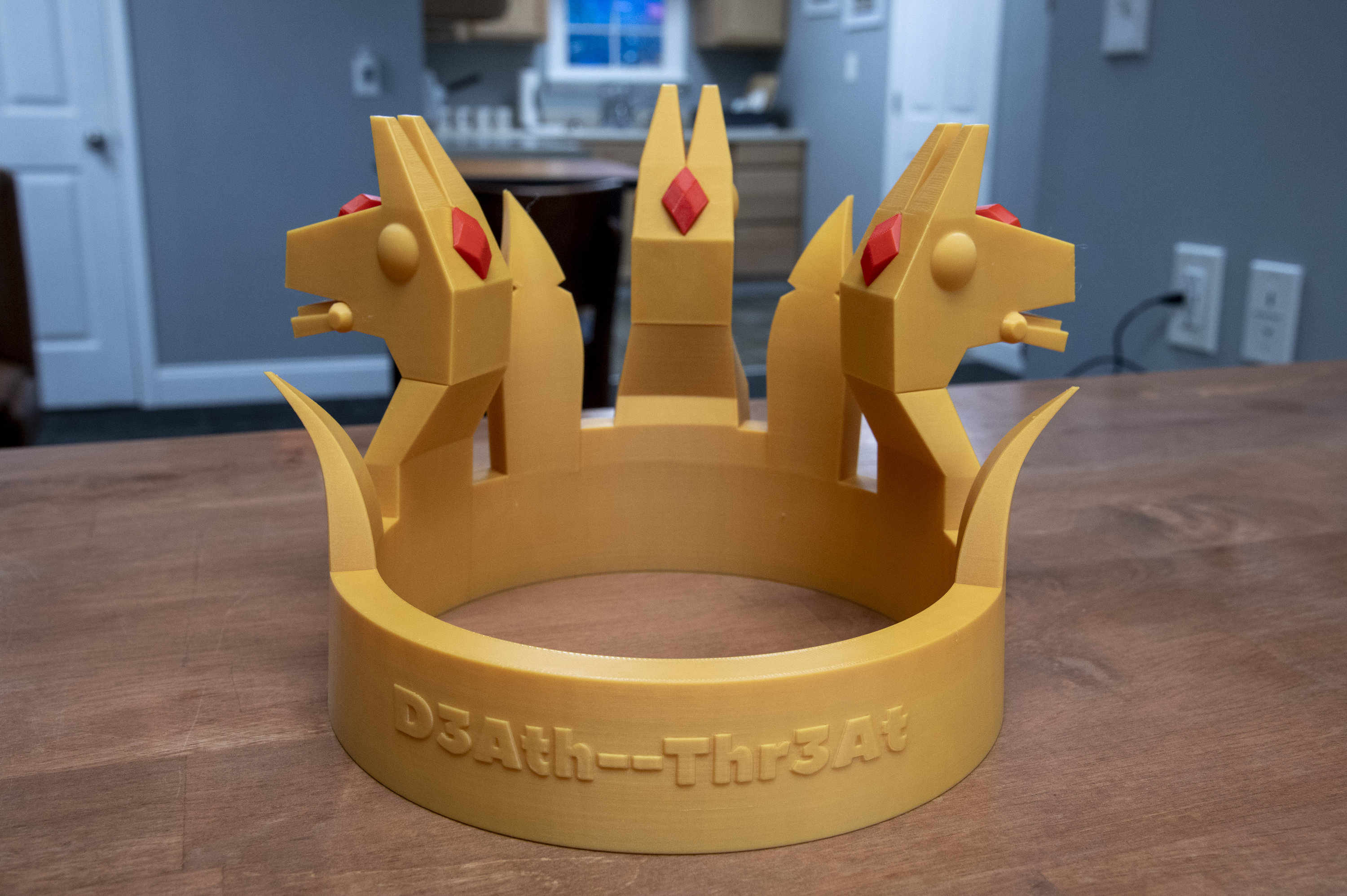 Prime Gaming - Here, you dropped this 👑 Grab the new Knife Crown